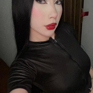 Model - BellaDalthon JOI