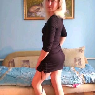 Model - Xenia07 dildo