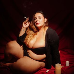 Model - Ambar Roberts LATINA