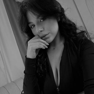 Model - Jenna squirt