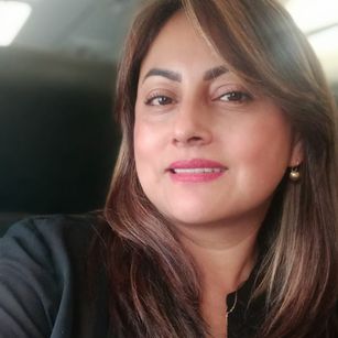 Model - LunaRoseLat LATIN