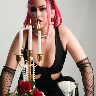 Model - Candy submissive