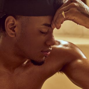 Model - AaronCruz EBONY