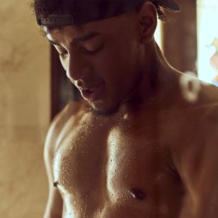 Model - AaronCruz GYM