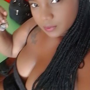 Model - Maria Jose latina