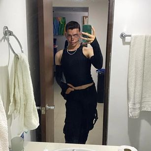 Model - Konnie dildo