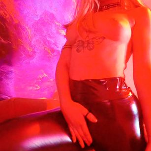 Model - AubreyRock young