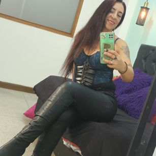 Model - Marianee_Rousse natural