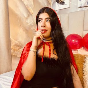 Model - Valen Rosse fetish