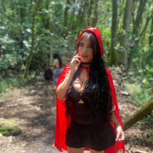 Model - Valen Rosse joi