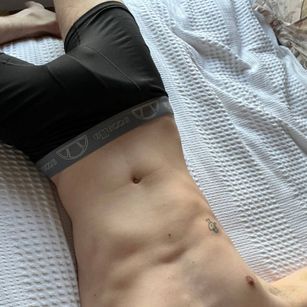 Model - yoshiki blowjob