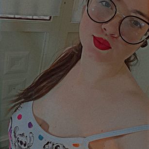 Model - Kristal Adamss feet