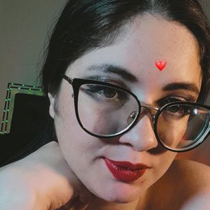 Model - Kristal Adamss fastresponse