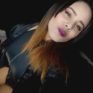 Model - Shenner somoke