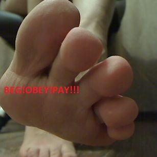 Model - GoddessTory feet