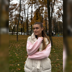 Model - Vasilisa Blonde