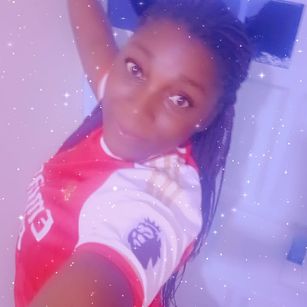 Model - sherry natural