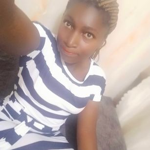 Model - sherry bigniple