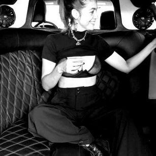 Model - luna rivera squirt