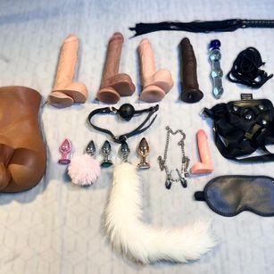 Model - SamanthaSimons feet