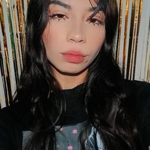 Model - KatherinJohns WEBCAM