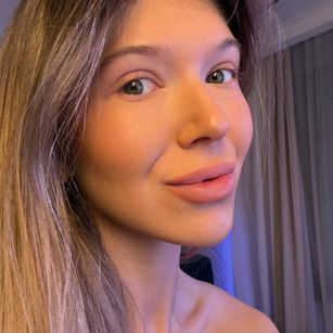 Model - Vivian Evans roleplay