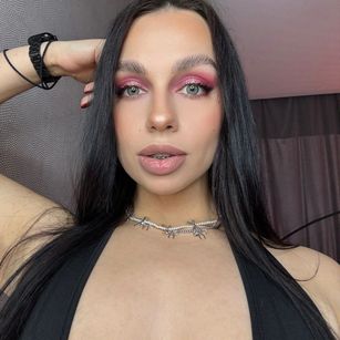 Model - Luna Night ass