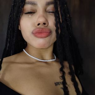 Model - Tamara Rose1 heels