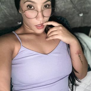 Model - April Silver JOI