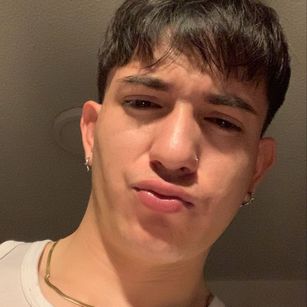 Model - Bayron bigass