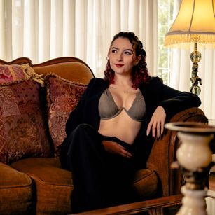 Model - Gabriela Moore feet