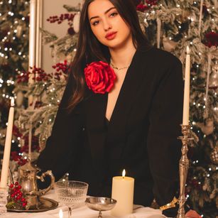 Model - ChristinaMilk nylon