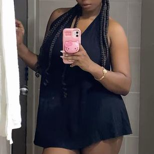 Model - Alanna latina