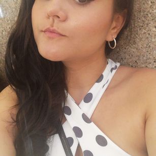 Model - anniemiau Latina