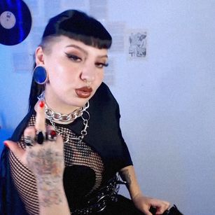 Model - Miss Venus sissy