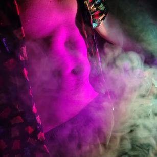 Model - UsualBoy webcam