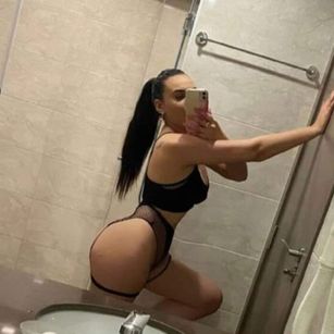 Model - Jessica Jolie anal