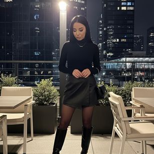 Model - ArryaBlack natural