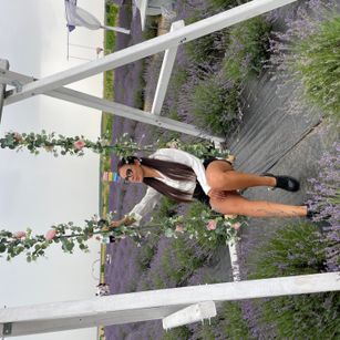 Model - Lindsaydeee bigass