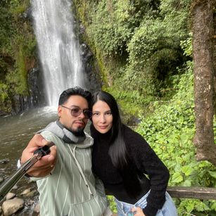 Model - ArianaAndDave feet