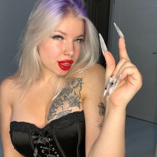 Model - RitaMiller bigboobs