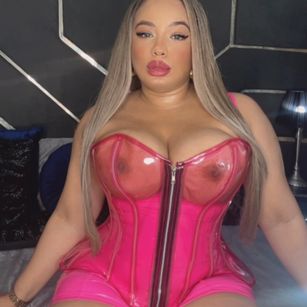 Model - GoddessMiller bigtits