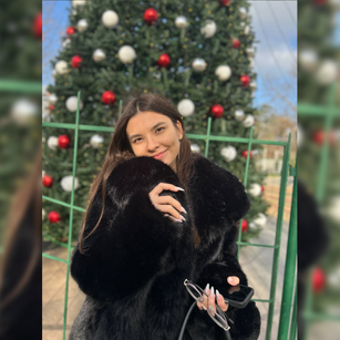 Model - radmoon69 darling