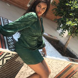 Model - NiaRyder anal