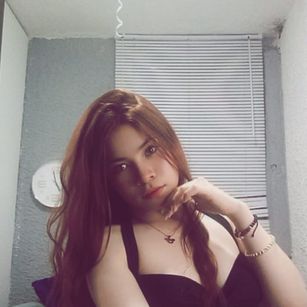 Model - scarleth dirty