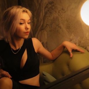 Model - Alysia dance