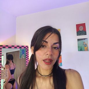 Model - call me bluee latina