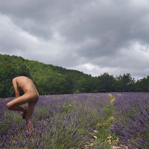 Model - david_blue1 happy