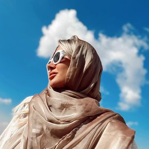 Model - Tina Divine feet