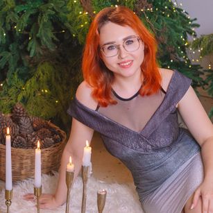 Model - TeresaArms sexy